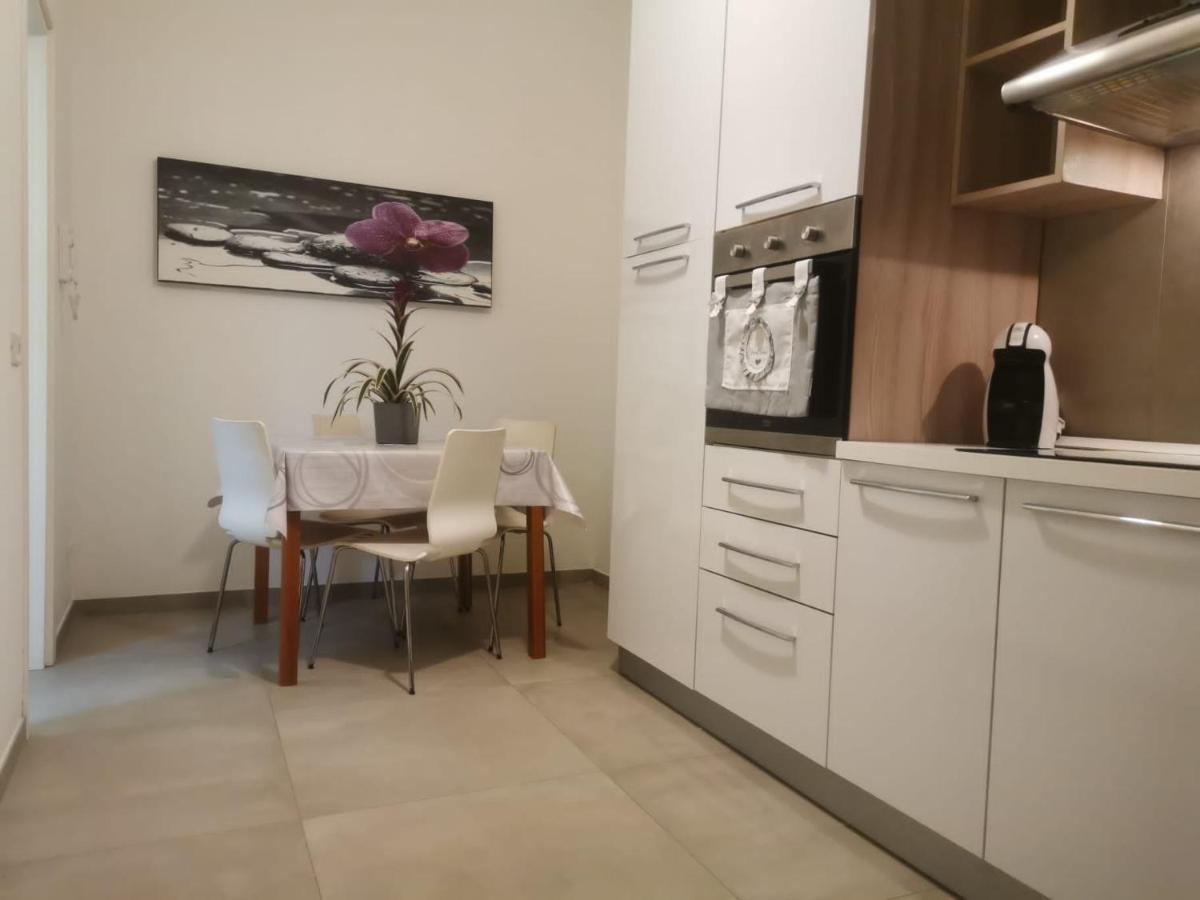 Appartement Nicolhouse à Bari Extérieur photo